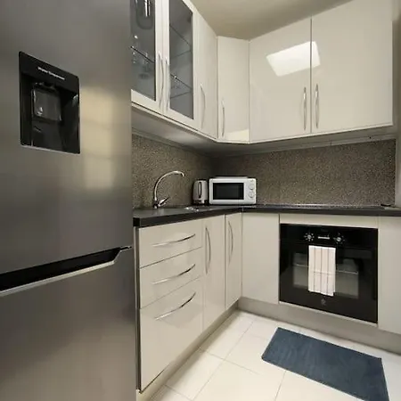 Sea Breeze Apartment
